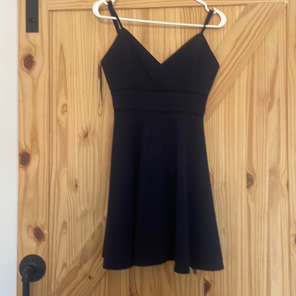 Navy blue dress size medium and brand Jun Ivy